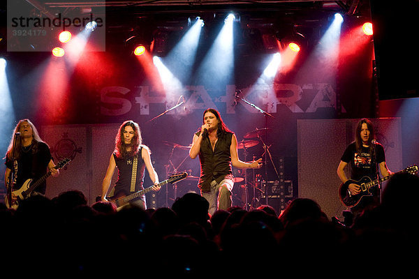 Die Schweizer Hardrockband Shakra live in der Schüür  Luzern  Schweiz