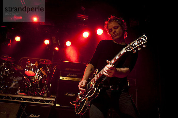 Der US-Musiker und Ex-KISS-Gitarrist Ace Frehley live in der Schüür  Luzern  Schweiz