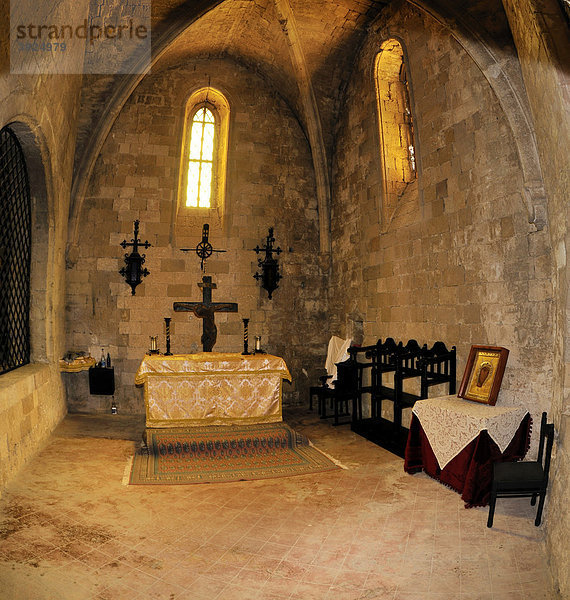 Altar in der Ritterkirche  Rekonstruktion durch Italiener  FilÈrimos  Rhodos  Griechenland  Europa