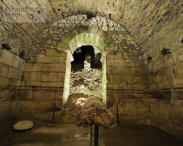 Römische Gewölbe im Kryptoporticus unter dem Diokletianspalast in Split  Kroatien  Europa