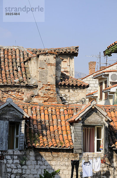 Dächer in der Altstadt von Split  Kroatien  Europa