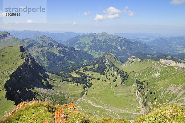 Blick vom Berg Hoher Ifen  Vorarlberg  Allgäuer Alpen  Österreich  Europa