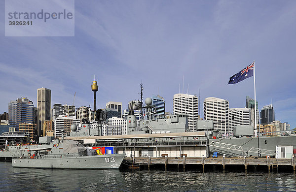 Australisches Marinemuseum  Australian National Maritime Museum  Darling Harbour  Sydney TV Tower  Skyline Central Business District  Sydney  New South Wales  Australien