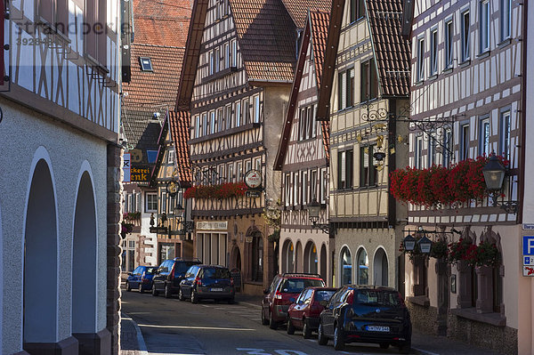 Hauptstraße mit Fachwerkfassaden  Dornstetten  Schwarzwald  Baden-Württemberg  Deutschland  Europa