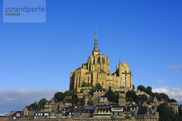 Mont-Saint-Michel  Benediktinerabtei  Normandie  Frankreich  Europa