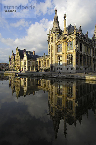 Gildehäuser und Leie Fluß  Gent  Flandern  Belgien  Europa