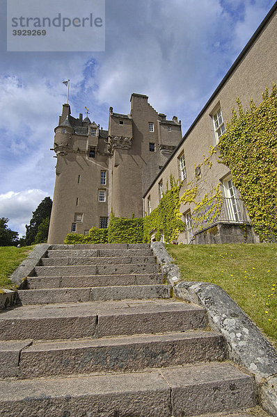 Burg Crathes Castle  Aberdeenshire  Schottland  Vereinigtes Königreich  Europa