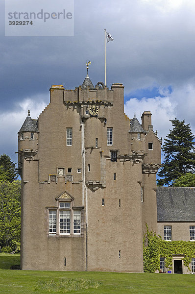 Burg Crathes Castle  Aberdeenshire  Schottland  Vereinigtes Königreich  Europa