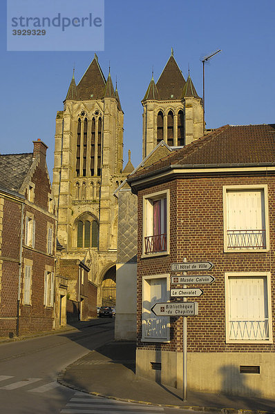 Kathedrale Notre Dame  Noyon  Oise  Picardie  Frankreich  Europa