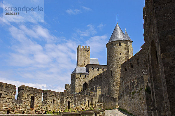 La CitÈ  mittelalterliche Festungsstadt  Carcassonne  Aude  Languedoc-Roussillon  Frankreich  Europa