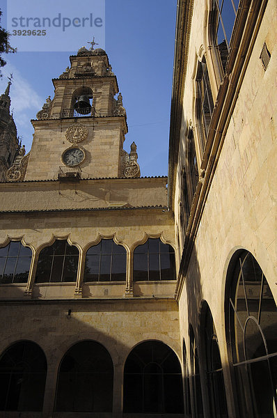 Kreuzgang des Casa de las Conchas  Muschelhaus  Stadtpalast  15. Jahrhundert  Salamanca  Kastilien-LeÛn  Spanien  Europa