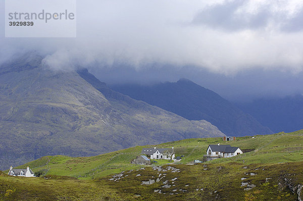 Cuillin Hills von Elgol aus  Isle of Skye  Western Highlands  Schottland  Vereinigtes Königreich  Europa