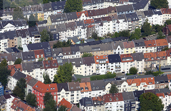 Wohnhäuser  Wohnblocks  Mehrfamilienhäuser  Stadtteil Rüttenscheid  Essen  Nordrhein-Westfalen  Deutschland  Europa