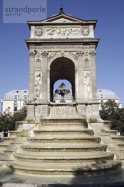Fontaine des Innocents Brunnen  Paris  Frankreich  Europa