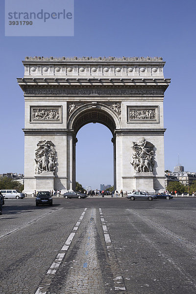 Arc de Triomphe Triumphbogen  Paris  Frankreich  Europa
