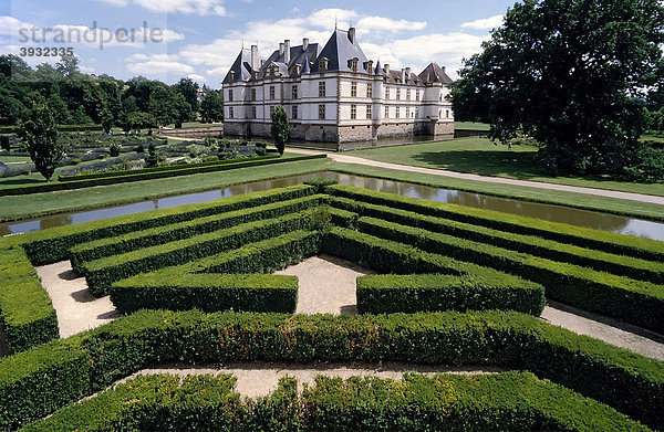 Ch‚teau de Cormatin  Schlossgarten mit Labyrinth  Burgund  SaÙne et Loire  Frankreich  Europa