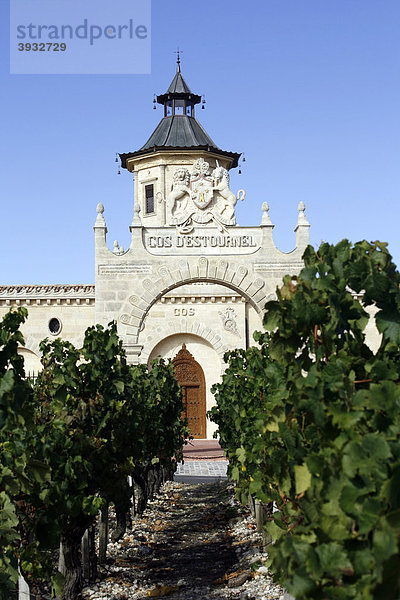 Cos d'Estournel  berühmtes Weingut  St Estephe  Medoc  Aquitanien  Frankreich  Europa