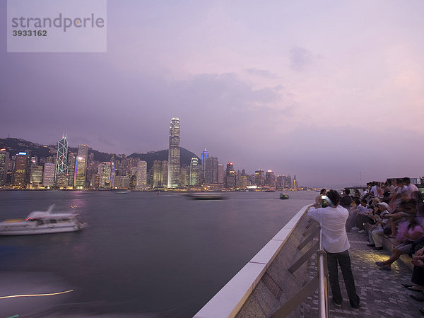 Tsim Sha Tsui Promenade  Hong Kong Island  Hongkong  China  Asien