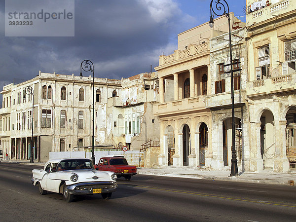 Uferpromenade Malecon  Havanna  Kuba  Karibik  Große Antillen