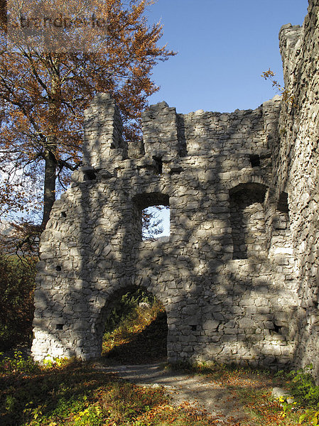 Ruine Burg Werdenfels  Garmisch-Partenkirchen  Werdenfelser Land  Oberbayern  Bayern  Deutschland  Europa