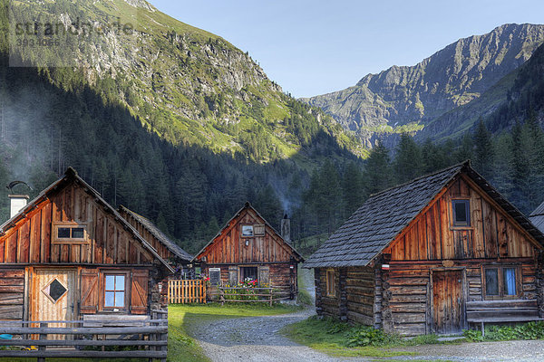 Hüttendorf im Göriachtal  Göriach  Lungau  Schladminger Tauern  Land Salzburg  Salzburger Land  Österreich  Europa