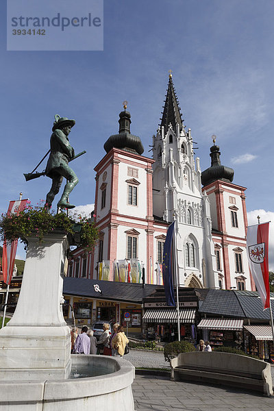 Erzherzog-Johann-Statue  Wallfahrtskirche  Basilika Mariazell  Steiermark  Österreich  Europa