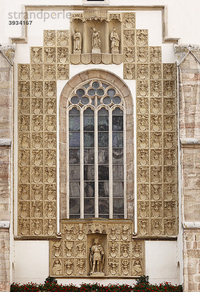 Wappenwand  St.-Georgs-Kathedrale in der Burg  Wiener Neustadt  Niederösterreich  Österreich  Europa