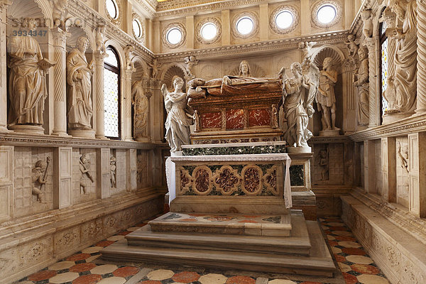 Kapelle des Seligen Ivan Ursini  Giovanni Orsini  Kathedrale St. Laurentius  Sveti Lovro  Trogir  Dalmatien  Kroatien  Europa