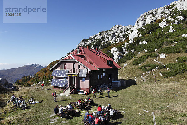 Berghütte auf Veliki Risnjak  Nationalpark Risnjak  Gorski Kotar  Kroatien  Europa