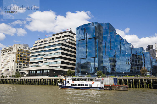 Northern & Shell Building Gebäude  Blick von der Themse  City of London  England  Vereinigtes Königreich  Europa