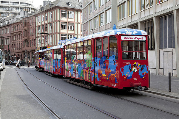 Ebbelwei Express  Straßenbahn in der Apfelwein ausgeschenkt wird  Frankfurt am Main  Hessen  Deutschland  Europa