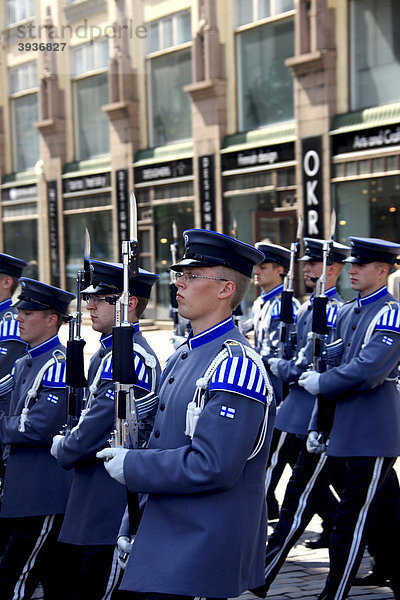 Militärparade  Helsinki  Finnland  Europa