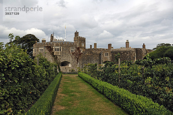 Obstgarten des Walmer Castle  1540  Walmer  Deal  Kent  England  Großbritannien  Europa