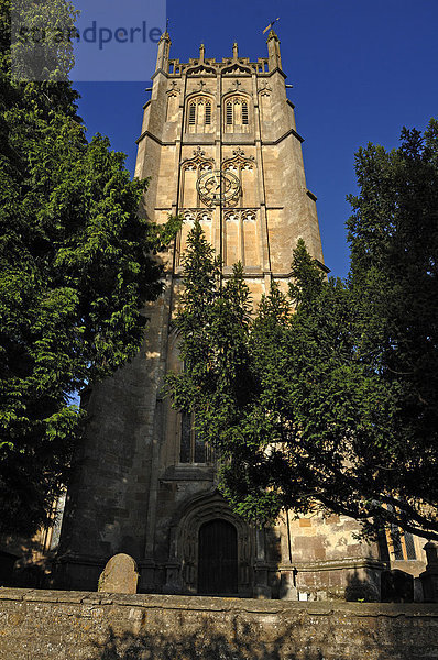 Turm der gotischen Saint James' Church  Church Street  Chipping Campden  Gloucestershire  England  Großbritannien  Europa