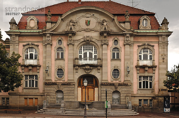 Fassade eines Hallenbades  Jugendstil  Monumentalstil  um 1900  Colmar  Elsass  Frankreich  Europa