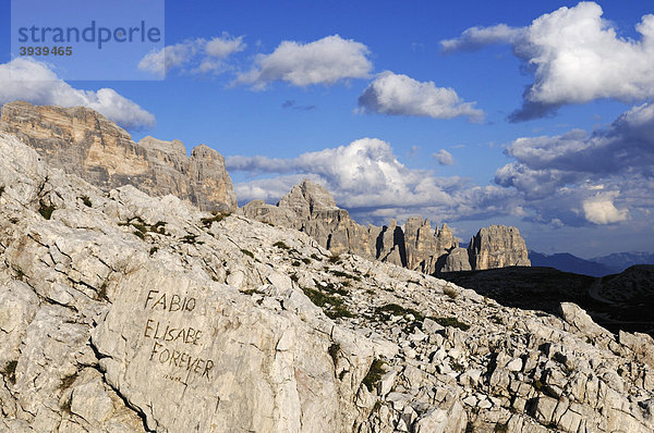 Blick vom Paternsattel auf den Zwölferkofel  Hochpustertal  Sextener Dolomiten  Südtirol  Italien  Europa