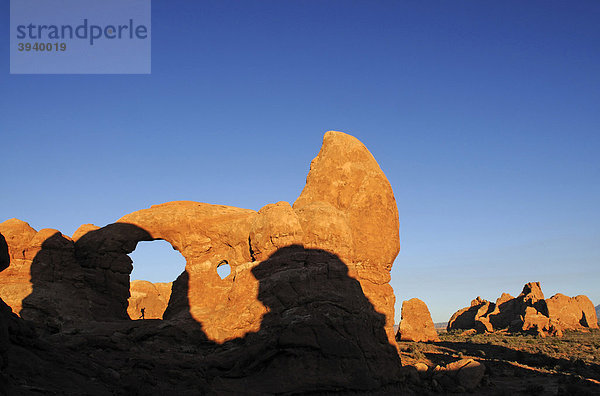 Turret Arch  Wanderer  South Window  Arches Nationalpark  Moab  Utah  USA