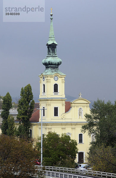 Pfarrkirche von Tab·n  Budapest  Ungarn  Europa