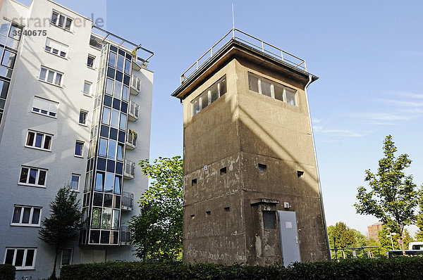 Gedenkstätte Günter Litfin für den ersten erschossenen Mauertoten an der Berliner Mauer  Kieler Straße am Berlin-Spandauer Schifffahrtskanal  Berlin  Deutschland  Europa