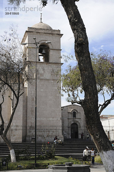 Kirche San Francisco  Arequipa  Inkasiedlung  Quechuasiedlung  Peru  Südamerika  Lateinamerika