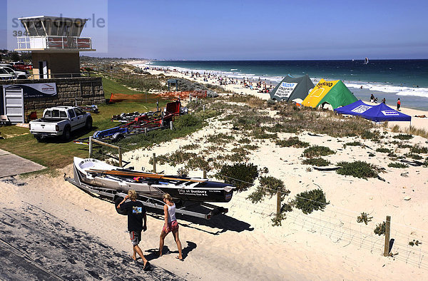 Aussichtspunkt der Surf Life Savers Rettungsschwimmer am Scarborough Beach Strand  Perth  Western Australia  Australien