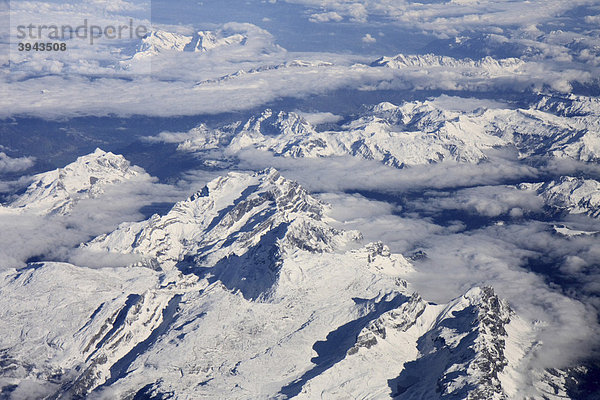 Schweizer Alpen  Luftaufnahme  Zentralschweiz  Schweiz  Europa