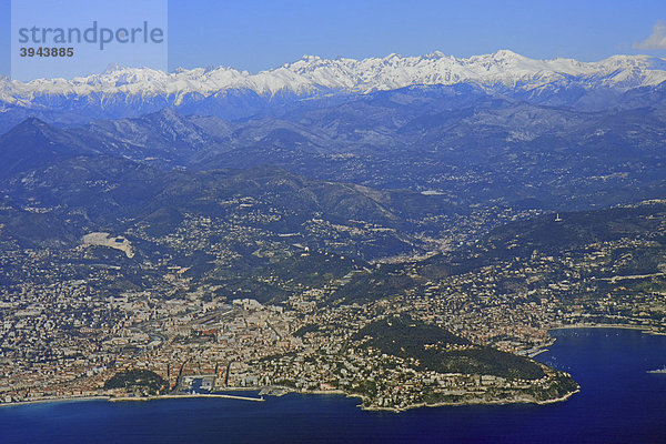 Luftbild Nizza und Hinterland  rechts die Bucht von Villefranche  DÈpartement Alpes Maritimes  RÈgion Provence Alpes CÙte d'Azur  Frankreich  Europa