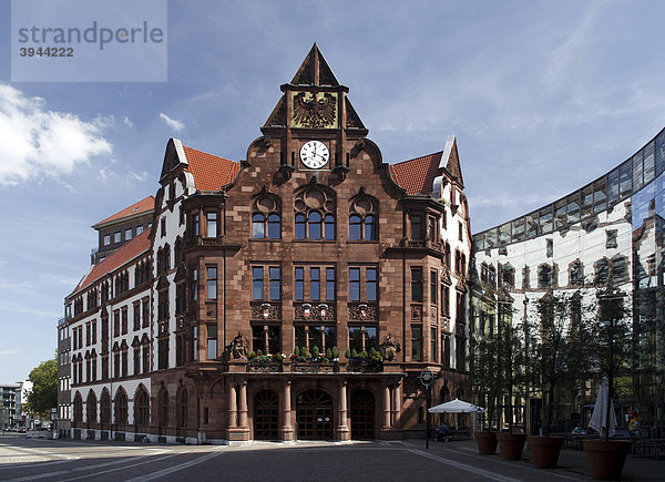 Altes Stadthaus am Friedensplatz  Dortmund  Nordrhein-Westfalen  Deutschland  Europa