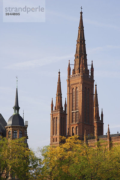Marktkirche und Rathaus in Wiesbaden  Hessen  Deutschland  Europa