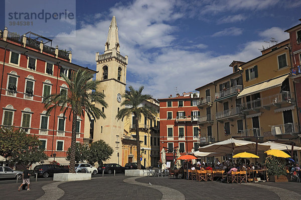 Lerici  Hafenstadt an der Ostseite des Golf von La Spezia  Ligurien  Italien  Europa
