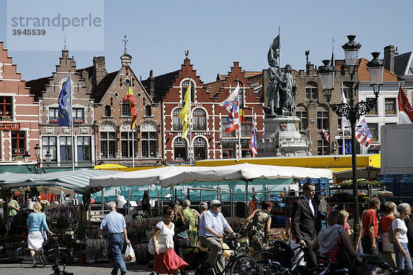 Zunfthäuser am Markt  Altstadt von Brügge  Flandern  Belgien  Europa