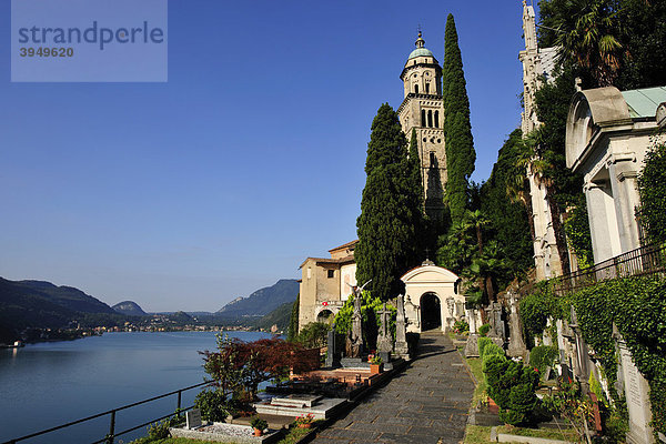 Kirche von Morcote am Lago di Lugano gelegen  Kanton Tessin  Schweiz  Europa Luganersee Kanton Tessin
