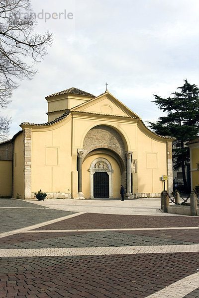 Kirche Santa Sofia Benevento  archäologisches Museum  Kampanien  Italien  Europa