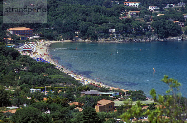 Bucht von Procchio  Strand  Strandleben  Elba  Insel Elba  Toskana  Italien  Europa